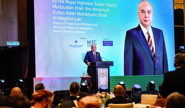 Sultan Perak, Sultan Nazrin Muizzuddin Shah bertitah dalam Syarahan Diraja sempena Majlis Santapan Diraja Forum Kewangan Islam Global (GIFF) 2025 / BERNAMA